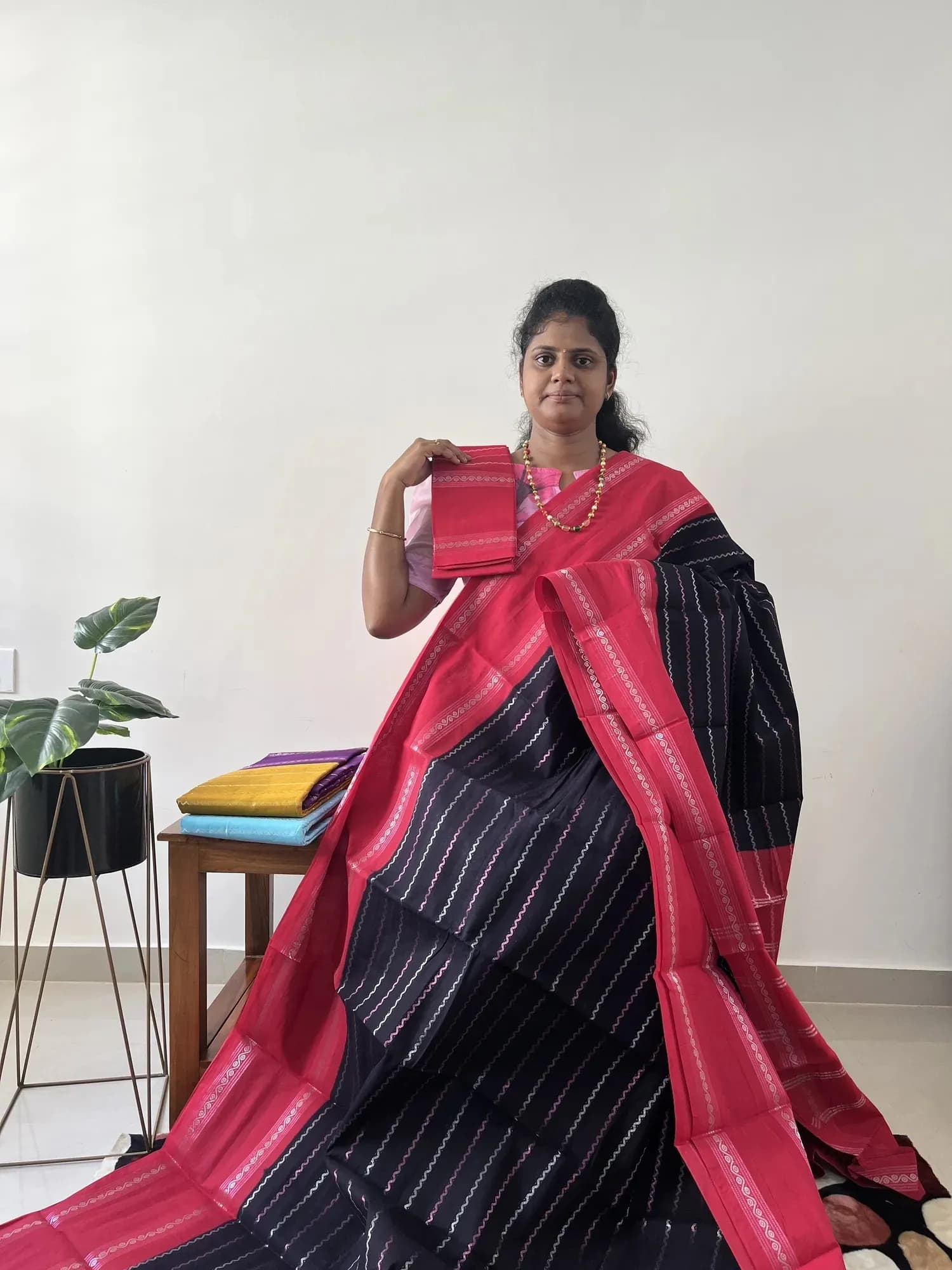 Sungadi cotton(BLACK WITH RED) - Image 2